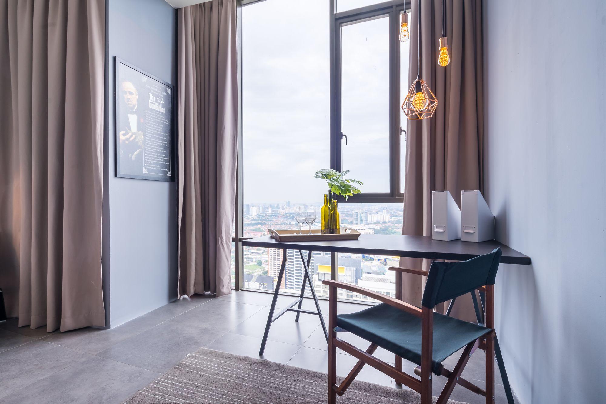 The 12 Suites @ Empire Damansara Petaling Jaya Exterior foto